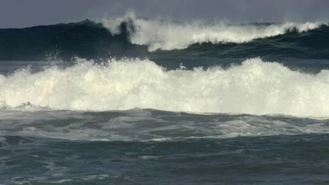 Huge Waves break towards the shore Stock Footage 155419225
