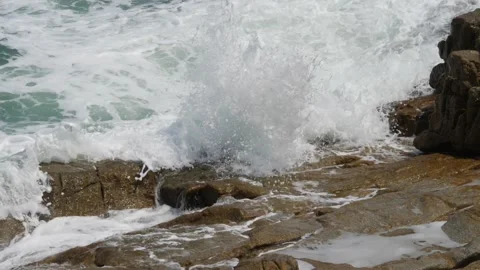 Huge waves crashing on the rocks Stock Footage 165713045