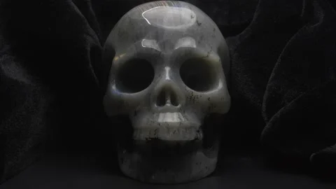 Human Crystal Skull of Labradorite Stone Illuminated 스톡 동영상 139799723