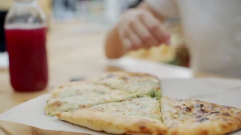 Human hands take slices of hot delicious pie 스톡 동영상 136079391