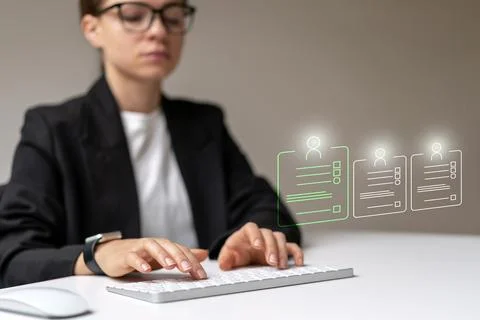 Human resource manger working on computer with virtual infographic digital emplo Foto stock