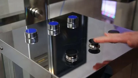 Human response time test Stock Footage 69166563