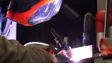 Human welding 動画素材 291512871