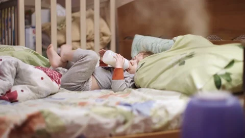 Humidifier in the bedroom Video stock 126312151