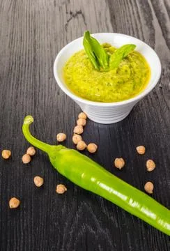 Hummus with spinach Stock Photos