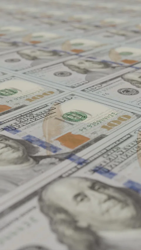 Hundred dollar bills arranged in pattern Stock Footage 312815331