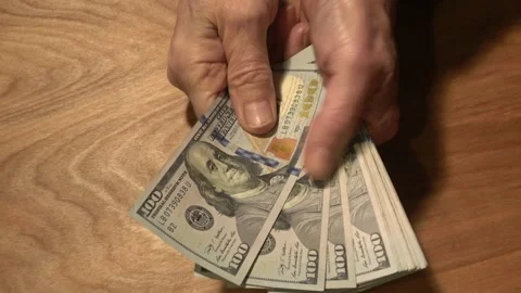 Hundred dollar bills Stockbeeldmateriaal 229818271