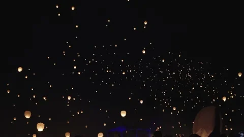 Hundreds of Chinese Lanterns Floating in the Night Sky Stock-Footage 231253703