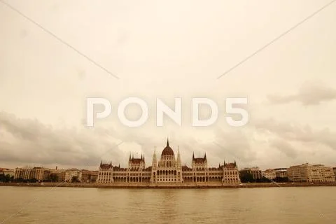 Hungarian parliament Stock Photos