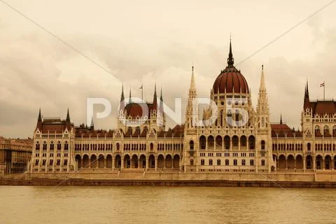 Hungarian parliament Stock Photos