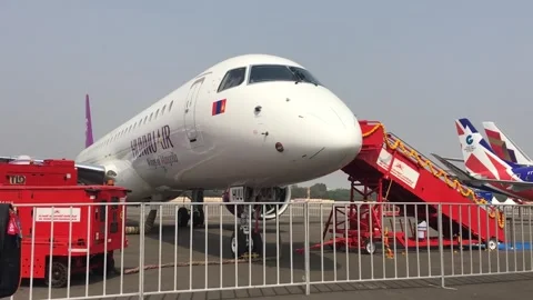 Hunnu Air Embraer E195-E2 aircraft Vídeo Stock 347216796