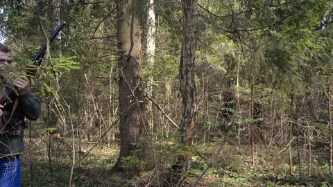 Hunter in forest Stock-Footage 89492693