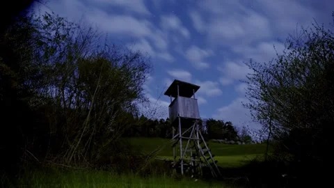 Hunter’s Tower under Starry Night Sky – 4K Timelapse Stock-Footage 320175830
