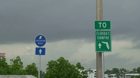 Hurricane Evacuation  Stock Footage 401391