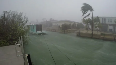 Hurricane Irma high wind waves 스톡 동영상 105118665