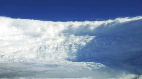 Hurricane Katrina  eye wall 2005 spinning view from the sky eyewall Vidéo 236538768