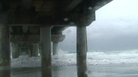 Hurricane Storm Surge Stock-Footage 586032