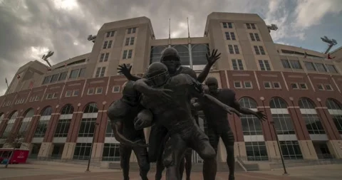 Husker Legacy Statue time lapse Stock-Footage 252861577