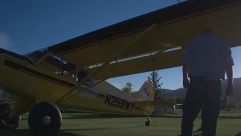 Husky Planes Grass Runway Bundle - 2704 x 1520 Stock Footage 222815678