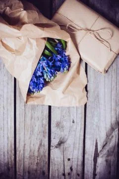 Hyacinth on a vintage wooden board Foto stock