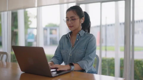 Hybrid workplace remote work at cafe workspace for anywhere workforce. 스톡 동영상 166457064