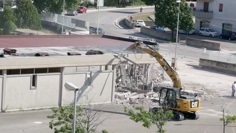 Hydraulic demolition hammer at work 3 库存影片 194965643