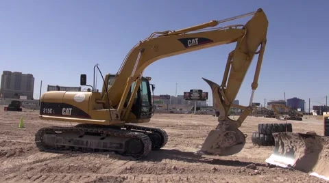 Hydraulic Excavator Turning Stock Footage 40271841
