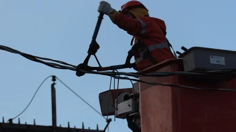 Hydro worker it by explosion and fire while working on high voltage power line Stock Footage 98328059