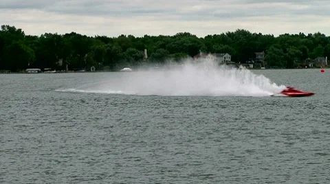 Hydroplane flips during final lap of race 動画素材 7754772