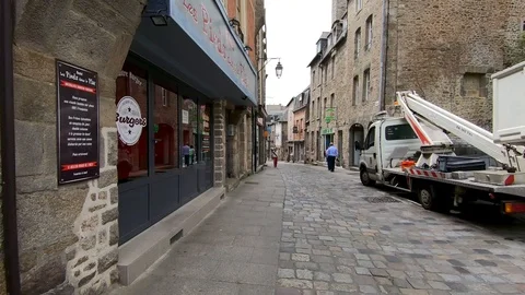 Hyper Lapse Along Grand Rue in Dinan 動画素材 111894947