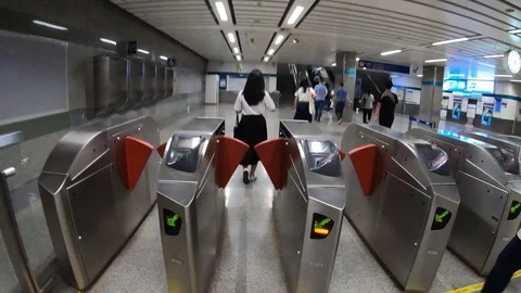 Hyper Lapse/ Asians Commuting by mass transit system Video stock 106984130