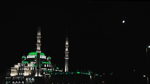 Hyper lapse footage crossing the Galata bridge and showing the Yeni mosque Stock Footage 296498717