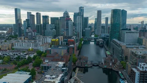 Hyper lapse of modern business district, skyscrapers in Canary Wharf Video stock 202000259