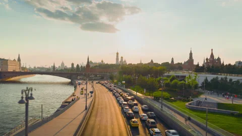 Hyper lapse of the Moscow traffic and the Kremlin palace, Russia Video stock 219671722
