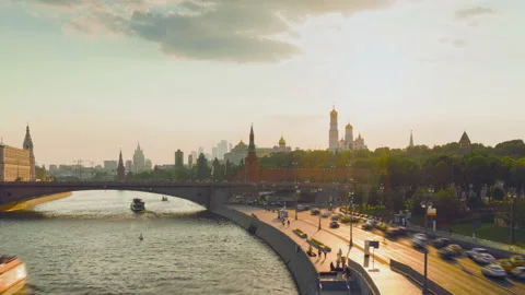 Hyper lapse of the Moscow traffic and the Kremlin palace, Russia Stock Footage 220189356