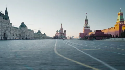 Hyper lapse of Red Square in Moscow. St. Basils Cathedral, Spasskaya Tower an Video stock 165727186