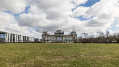 Hyper lapse of the Reichstag in Berlin, Germany. Famous parliament building. Stock Footage 254393697