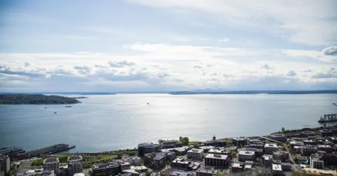 A Hyper-Lapse of Seattle on a Cloudy Day. Stock Footage 37810601