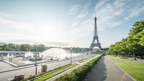 Hyper lapse, sunrise of Eiffel tower. Paris, France Stock Footage 116750978
