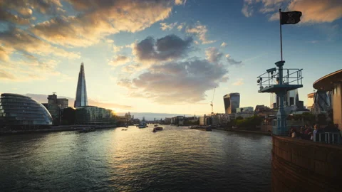 Hyper lapse of sunset, London skyline from the Tower Bridge, UK Stock Footage 106982900
