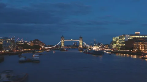 Hyper lapse of Tower Bridge at sunset, London, UK Video stock 166389117