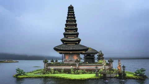 Hyper lapse Ulun Danu Beratan Temple and Beratan Lake , Bali Stock Footage 93530332