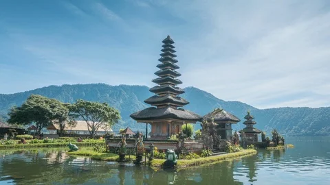 Hyper lapse Ulun Danu Beratan Temple and Beratan Lake , Bali Stock Footage 117629516