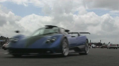 Hypercars on track Stock Footage 33365834