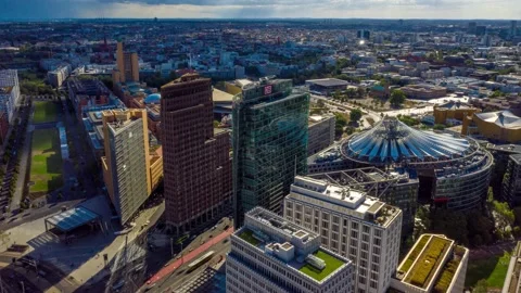 Hyperlapse above Sony Center at Potsdamer Platz in Berlin, Germany. 스톡 동영상 146256972