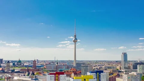 Hyperlapse aerial view of central Berlin on a bright day in Spring, including 動画素材 144298636