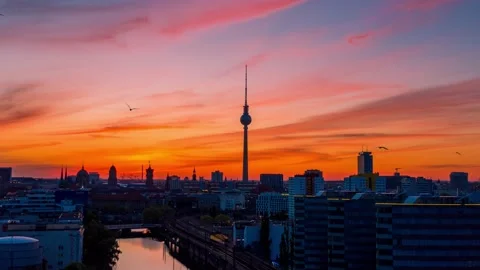Hyperlapse aerial view of central Berlin at sunset in summer, including river Stock-Footage 144360969