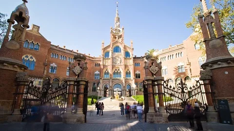 Hyperlapse approaching the Hospital de Sant Pau, in Barcelona, Spain. Stock Footage 105654320
