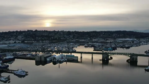 Hyperlapse of Ballard Bridge 動画素材 231745054