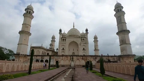 Hyperlapse of Bibi ka maqbara (Replica of Taj Mahal), Aurangabad, Maharashtra Stock Footage 153702032